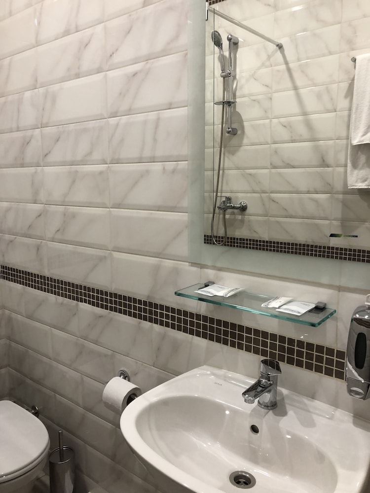 Double Or Twin Room photo 3