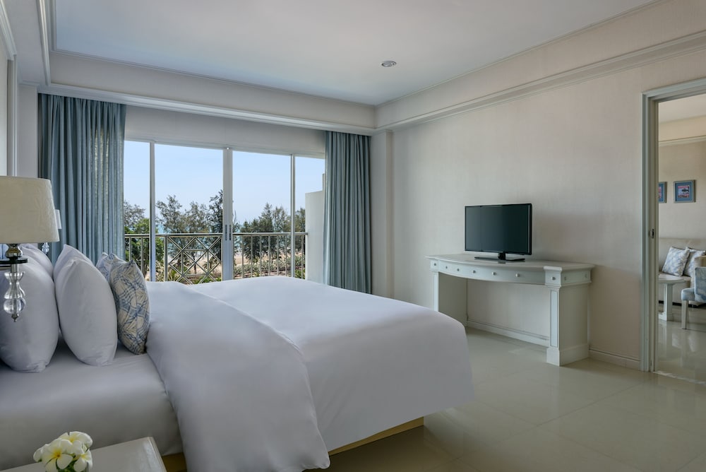 Suite, 1 Bedroom, Ocean View - Photo 1