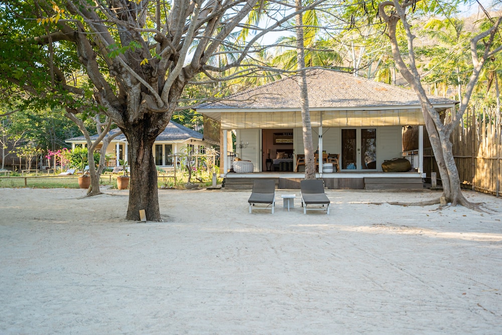 Beach Front Lontar - Photo 16