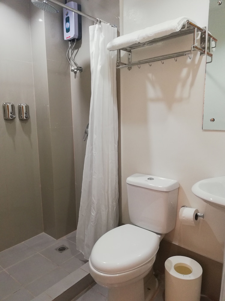 Matrimonial Room photo 3