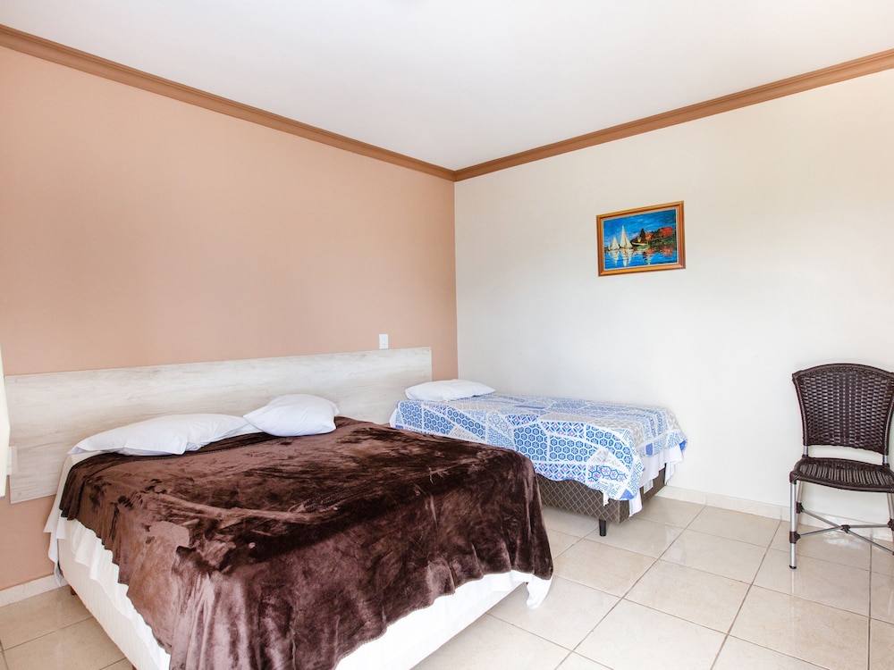 Triple Room, 3 Twin Beds photo 1