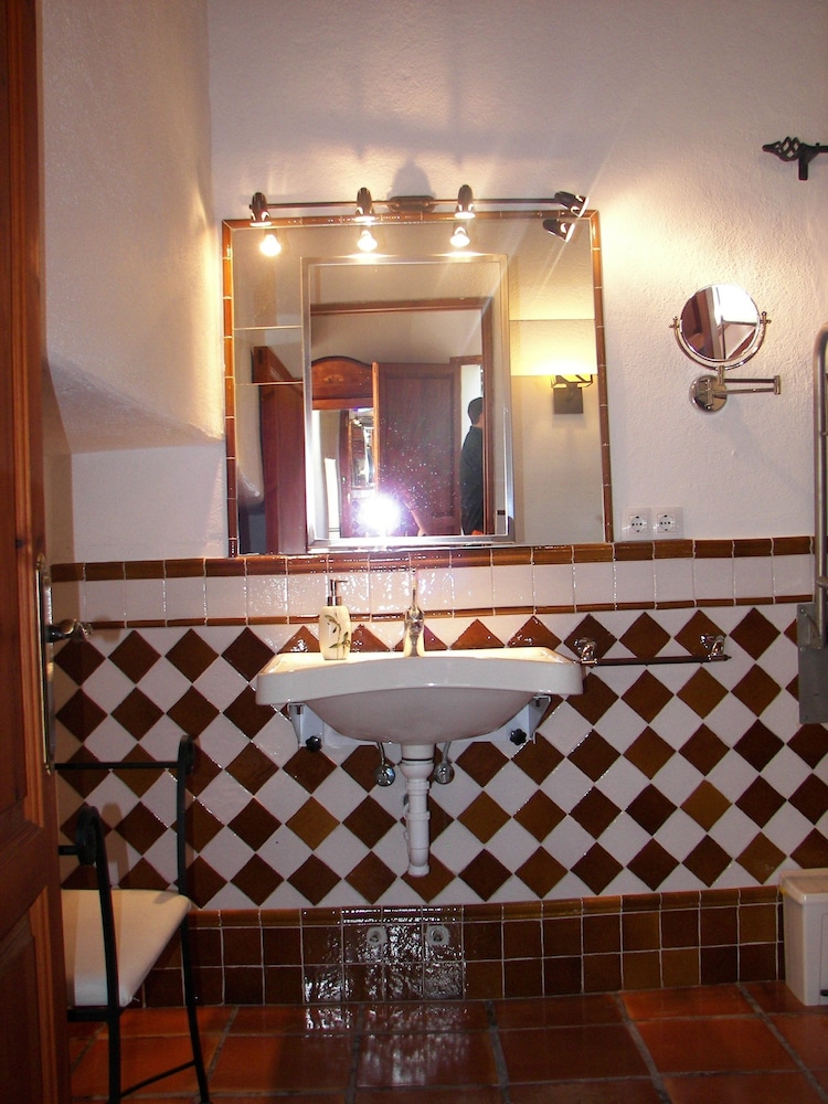 Standard Double Room, 1 Double Bed, Accessible photo 2