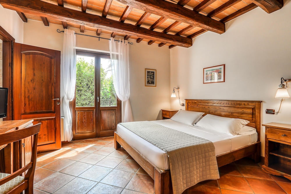Superior Double Room photo 2