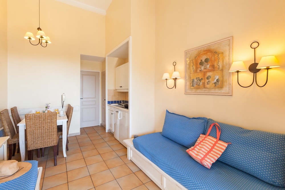 Studio 4 people - 1 sleeping alcove - Terrace or Balcony photo 3