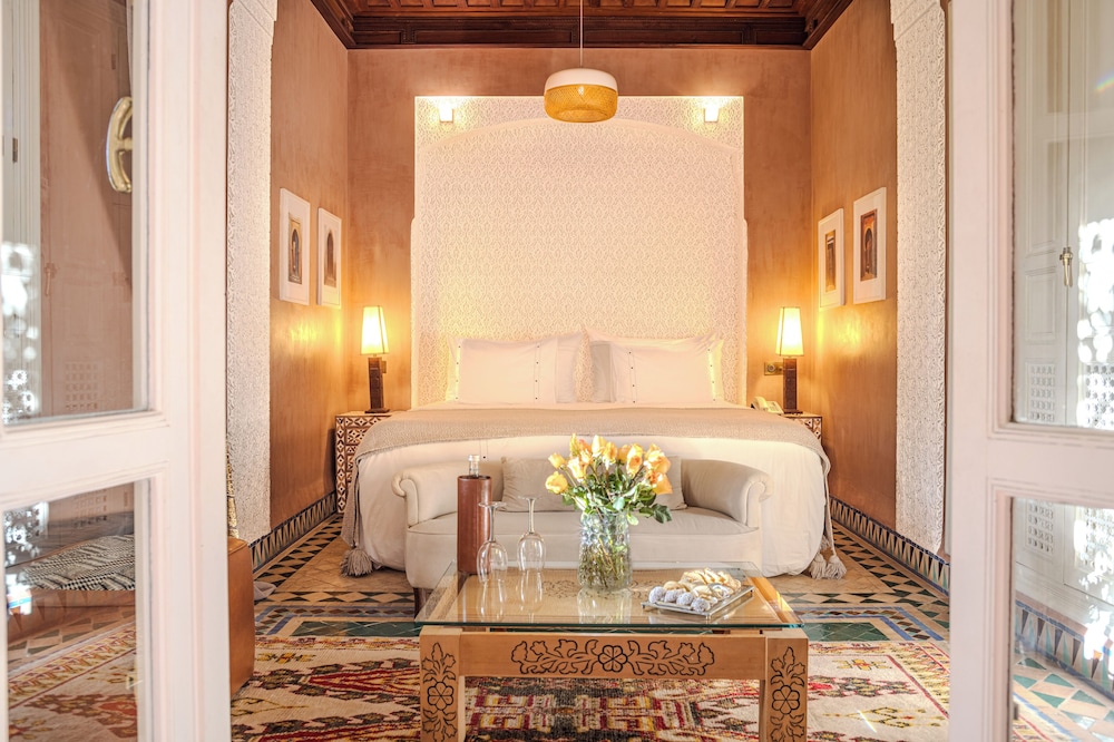Double Room thumbnail 6