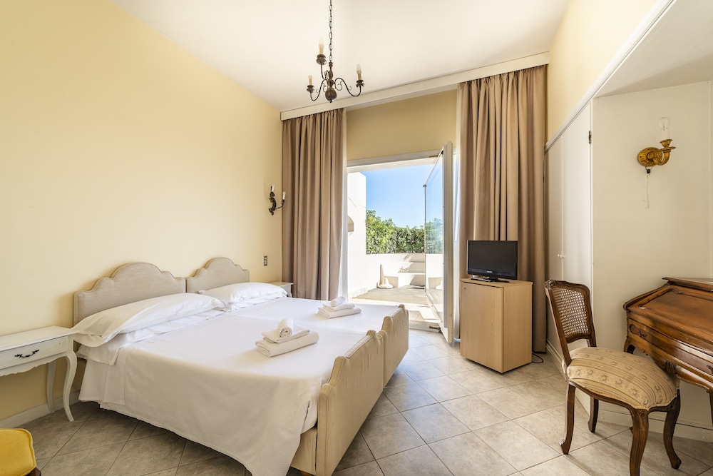 Superior Double Room, Terrace, Ground Floor photo 1