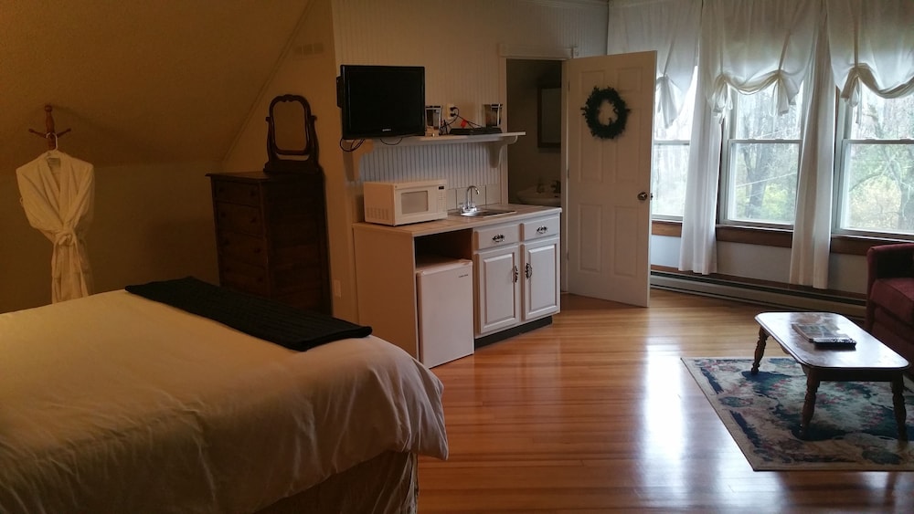 Presidential Room, Non Smoking, Private Bathroom (Kennedy) photo 2