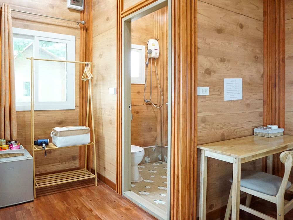 Cottage Room - Photo 3