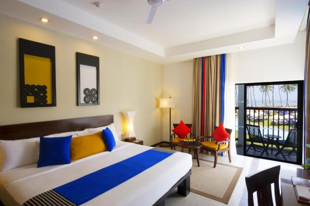 Superior Room, 2 Twin Beds, Terrace, Poolside photo 3