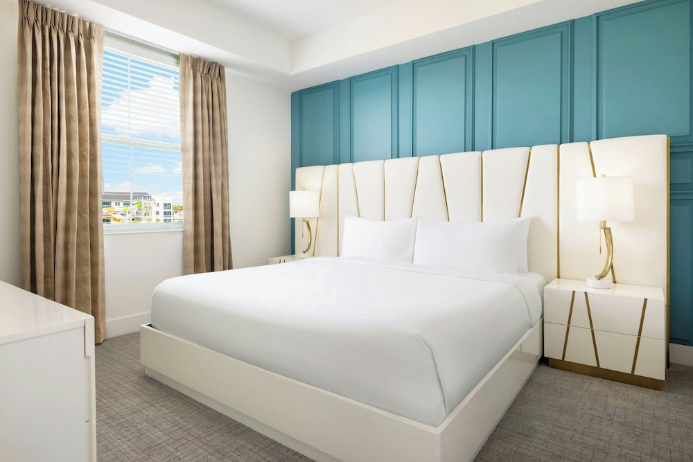 Superior 3-Bedroom, Apartment, Bedroom 1: 1 King, Bedroom 2: 1 King, Bedroom 3: 2 Twin bunk. Mobilit