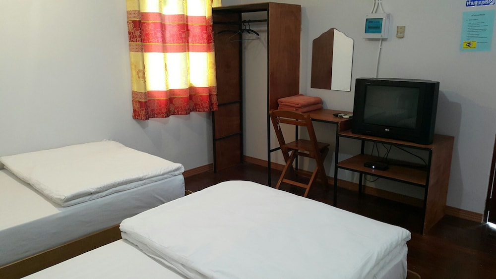Standard Twin Room photo 2