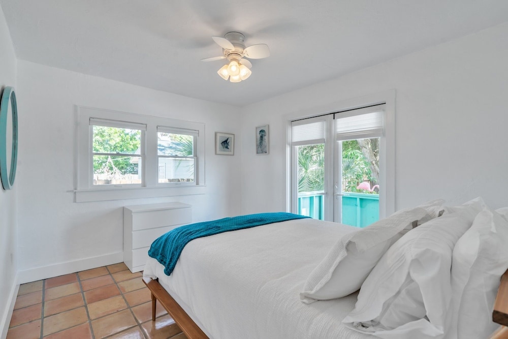 House, 2 Bedrooms