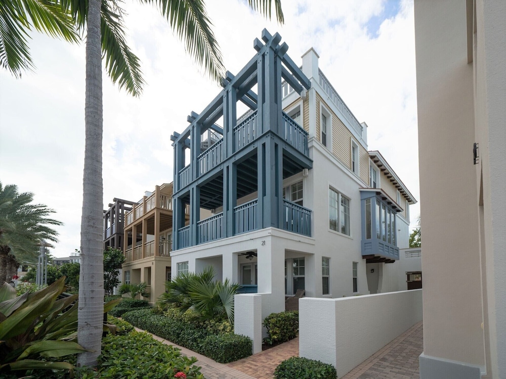 House, Partial Ocean View photo 1