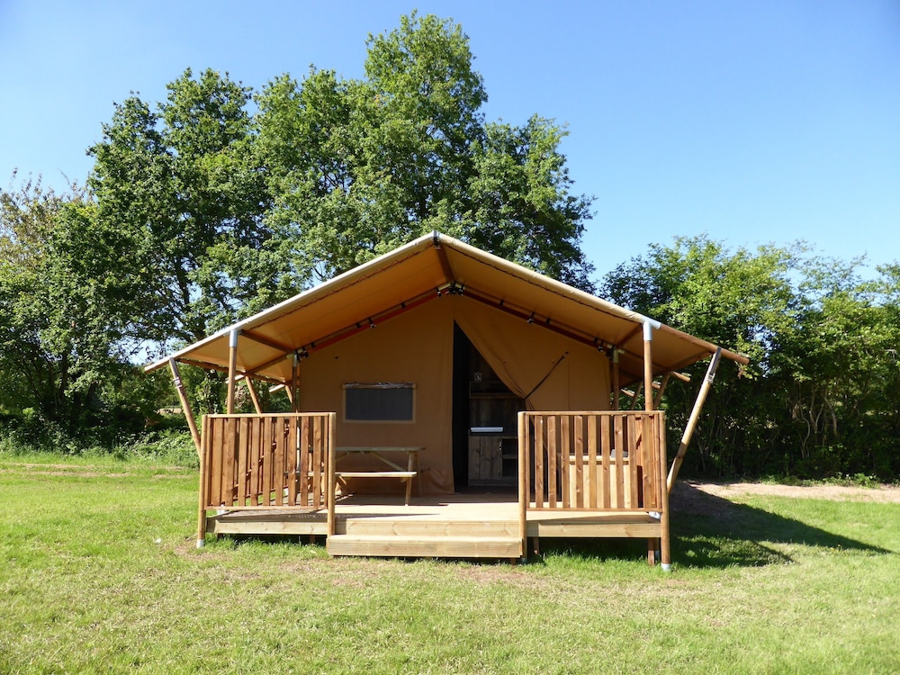 Tent (Safari (Mouette)) photo 1