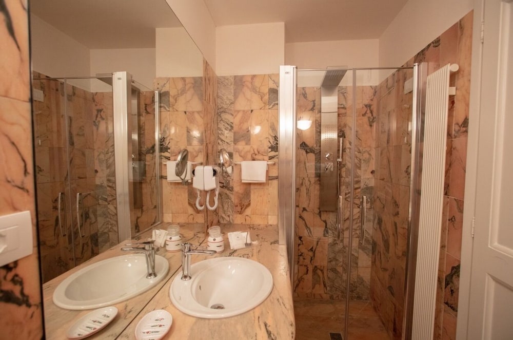Deluxe Room photo 3