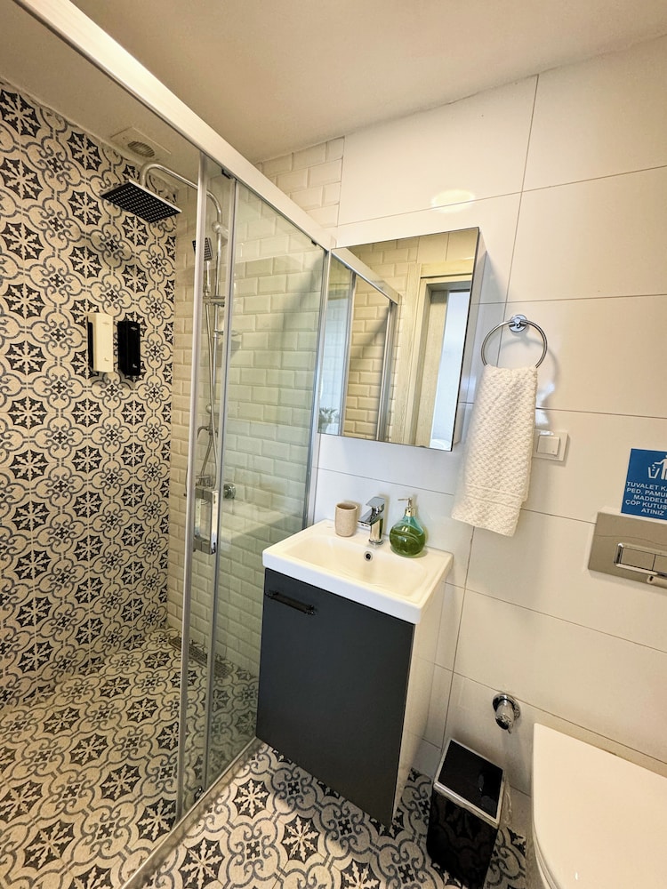Deluxe Triple Room photo 2