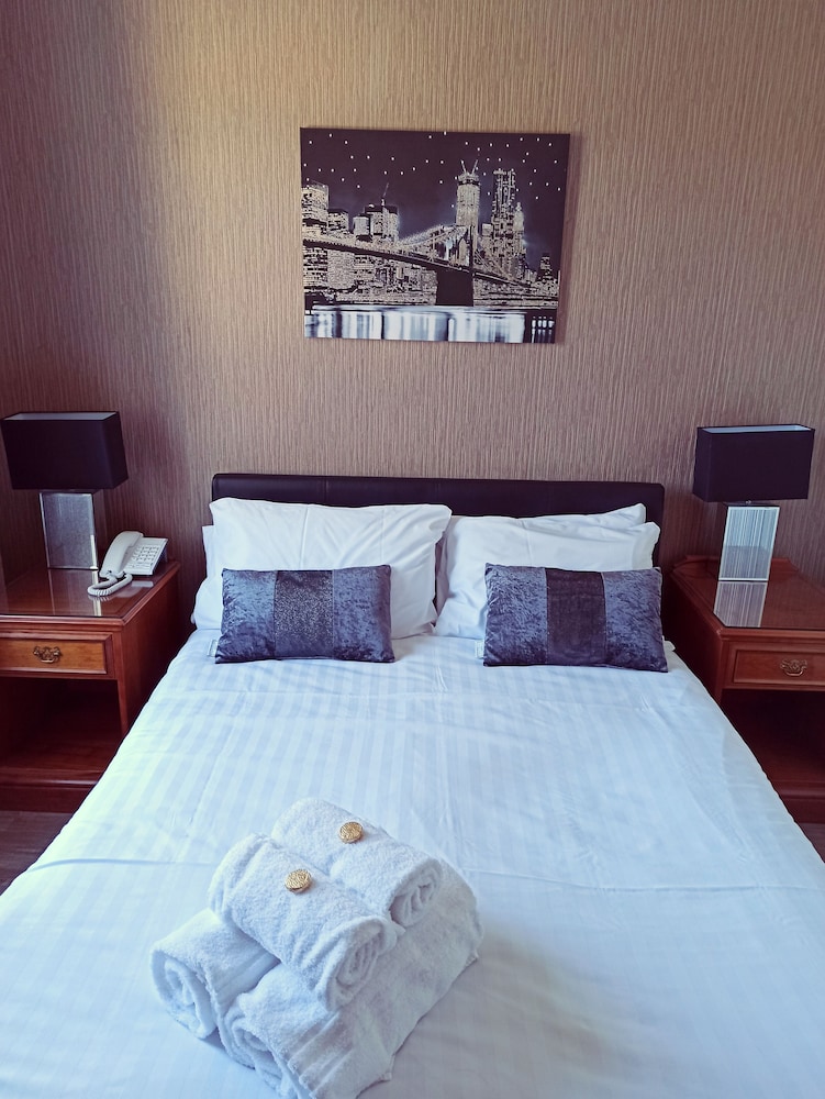Standard Double Room photo 3