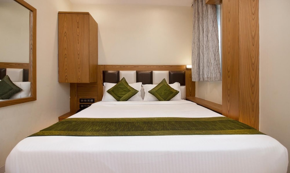 Standard Room - Photo 11
