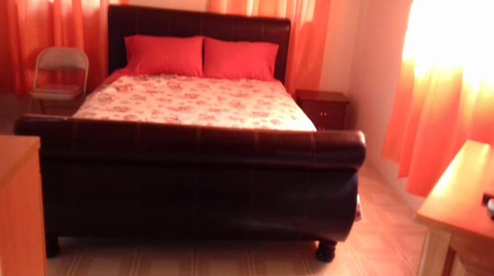 Basic Cottage photo 1