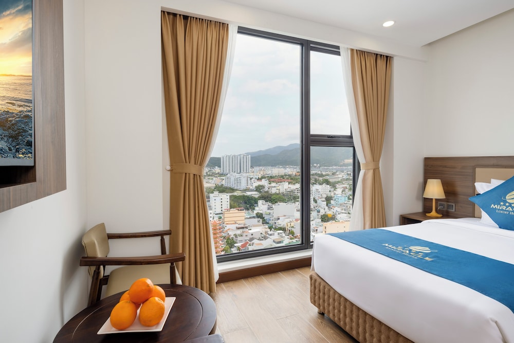 Deluxe Double or Twin Room, City View - Photo 5