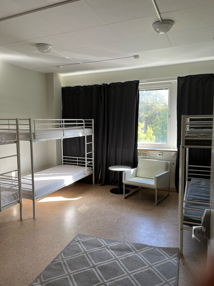 Basic Room, Multiple Beds, City View photo 1