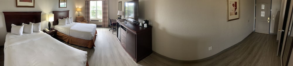 Room, 2 Queen Beds, Non Smoking - Photo 3