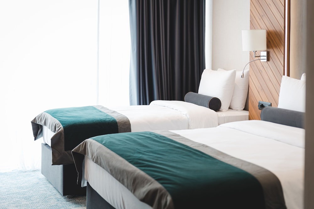 Family Triple Room, 1 Bedroom, City View photo 1