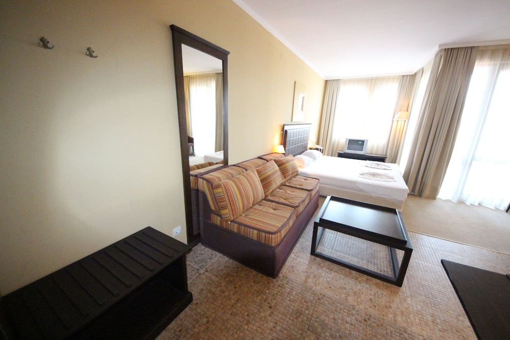 Superior Studio, Balcony