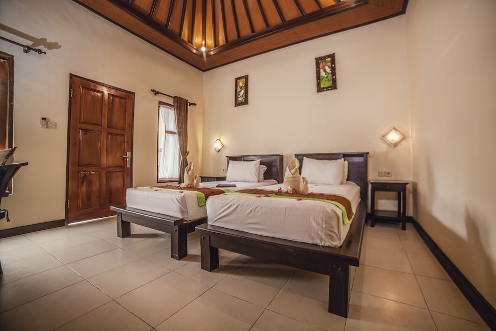 Standard AC Room, With Hot Shower photo 2