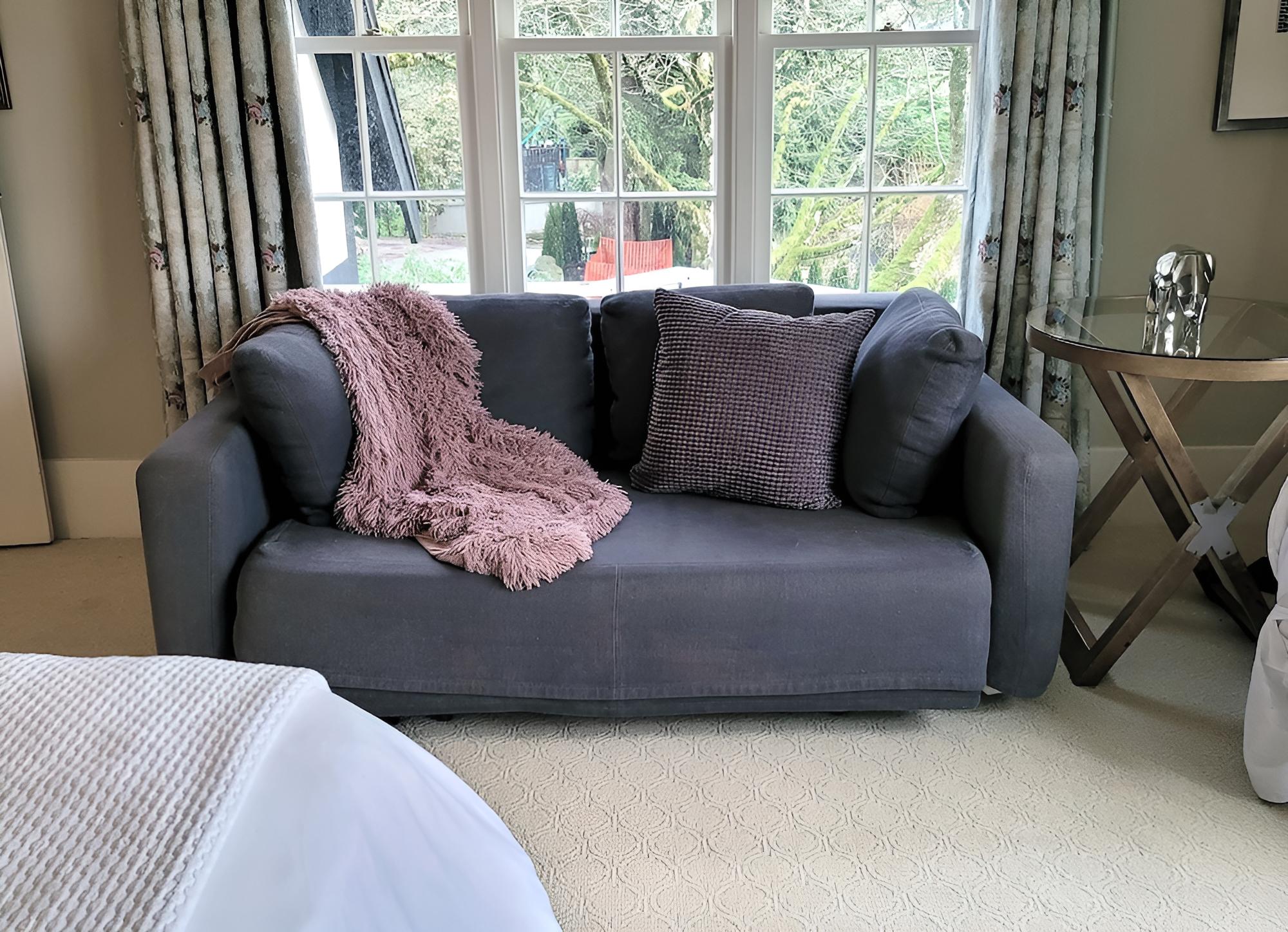 Junior Studio Suite, 1 Queen Bed with Sofa bed, Sea View photo 2
