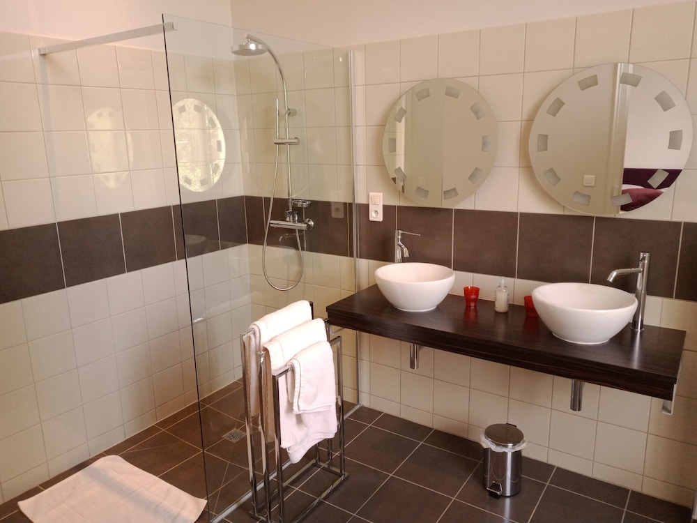 Double Room, Ensuite, Park View (chambre Savennières	) - Photo 4