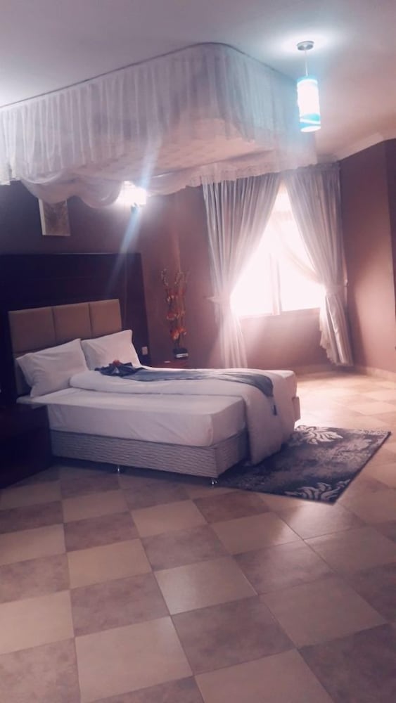 Standard Double Room photo 3
