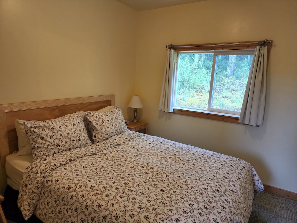 Cabin, 1 Bedroom, Lake View photo 3