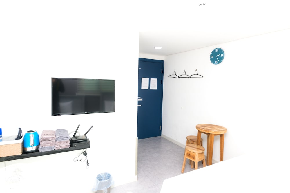 Basic Triple Room photo 3