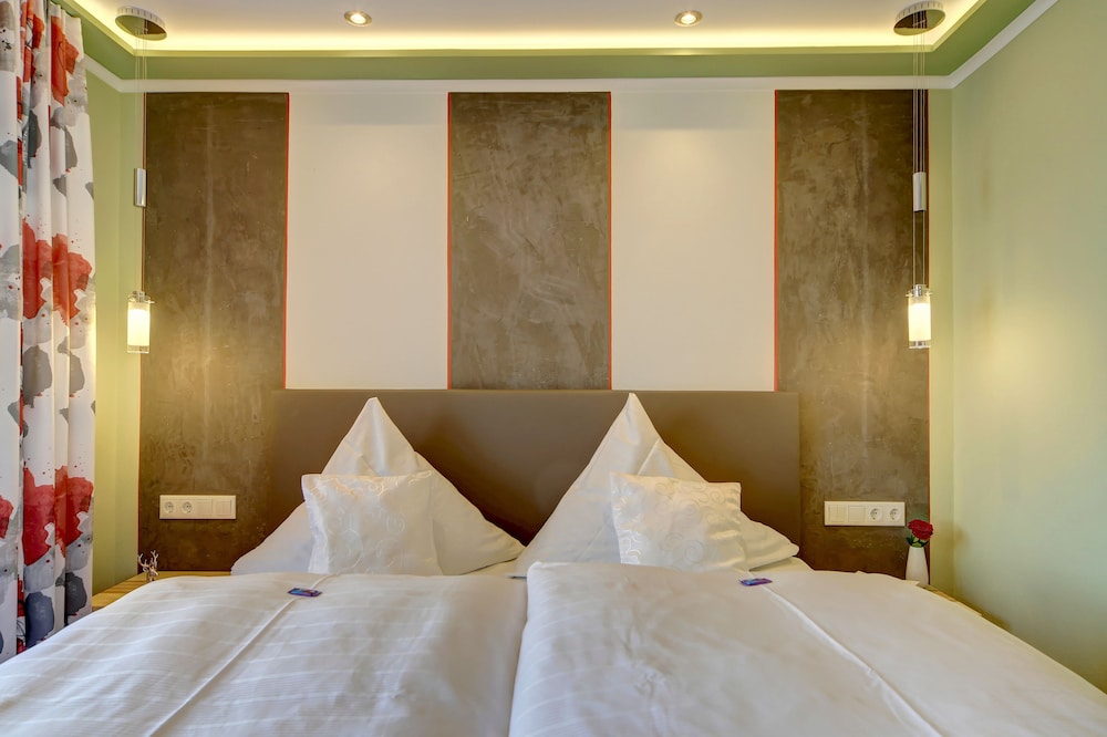 Standard Room, Mountain View photo 2