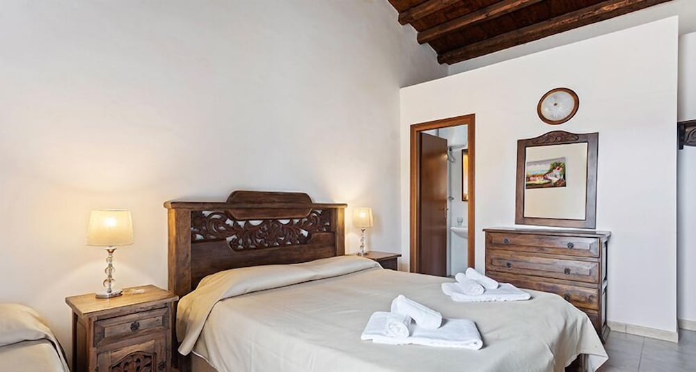 Luxury Triple Room