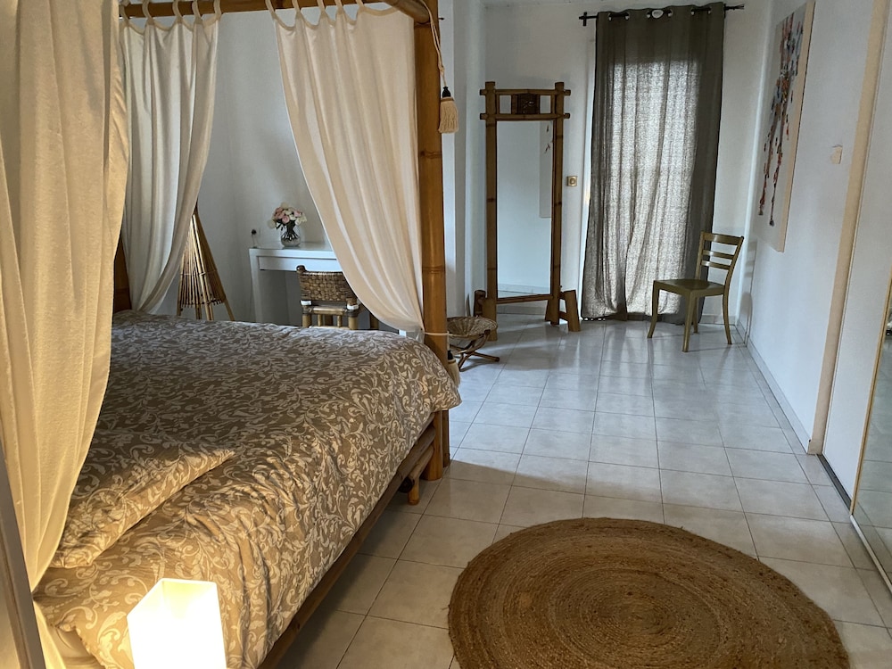 Comfort Room