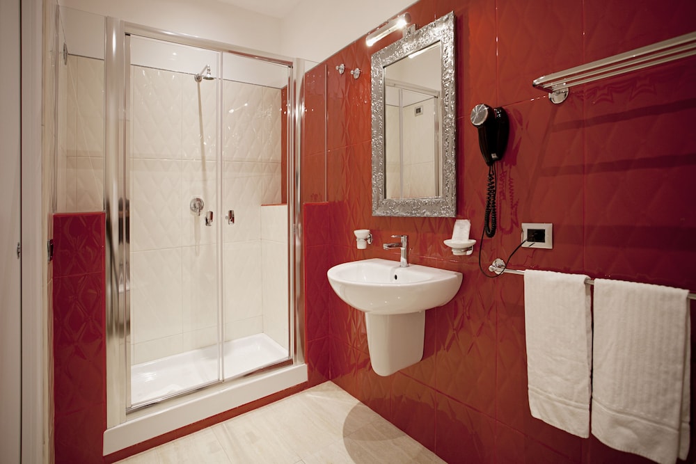 Superior Double or Twin Room photo 3