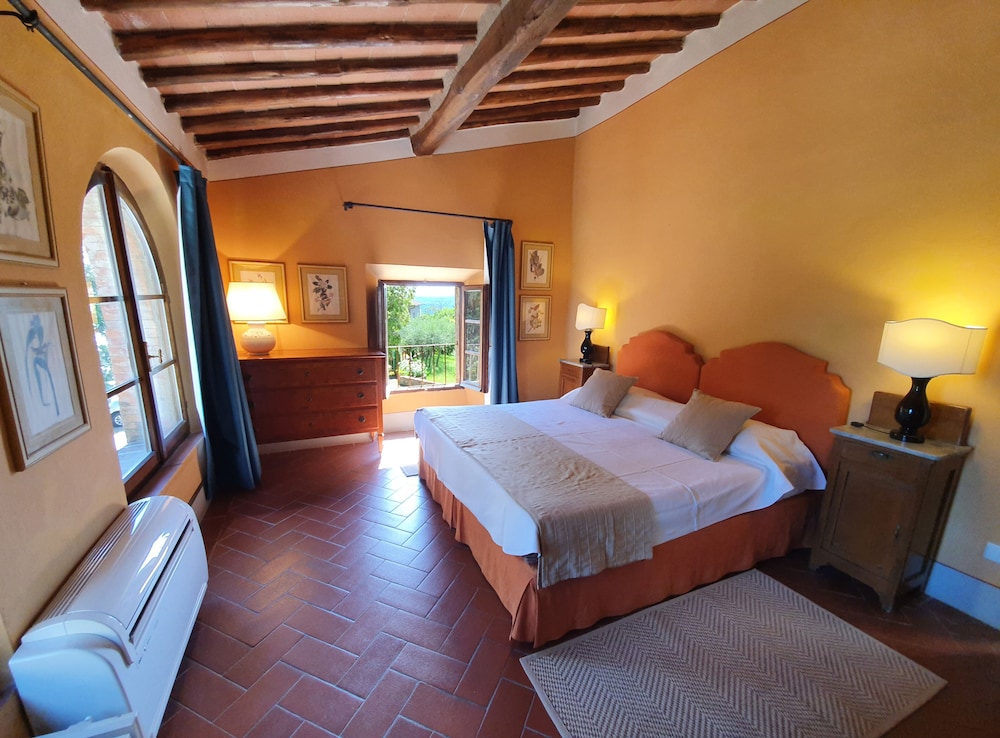 Classic Double or Twin Room photo 2