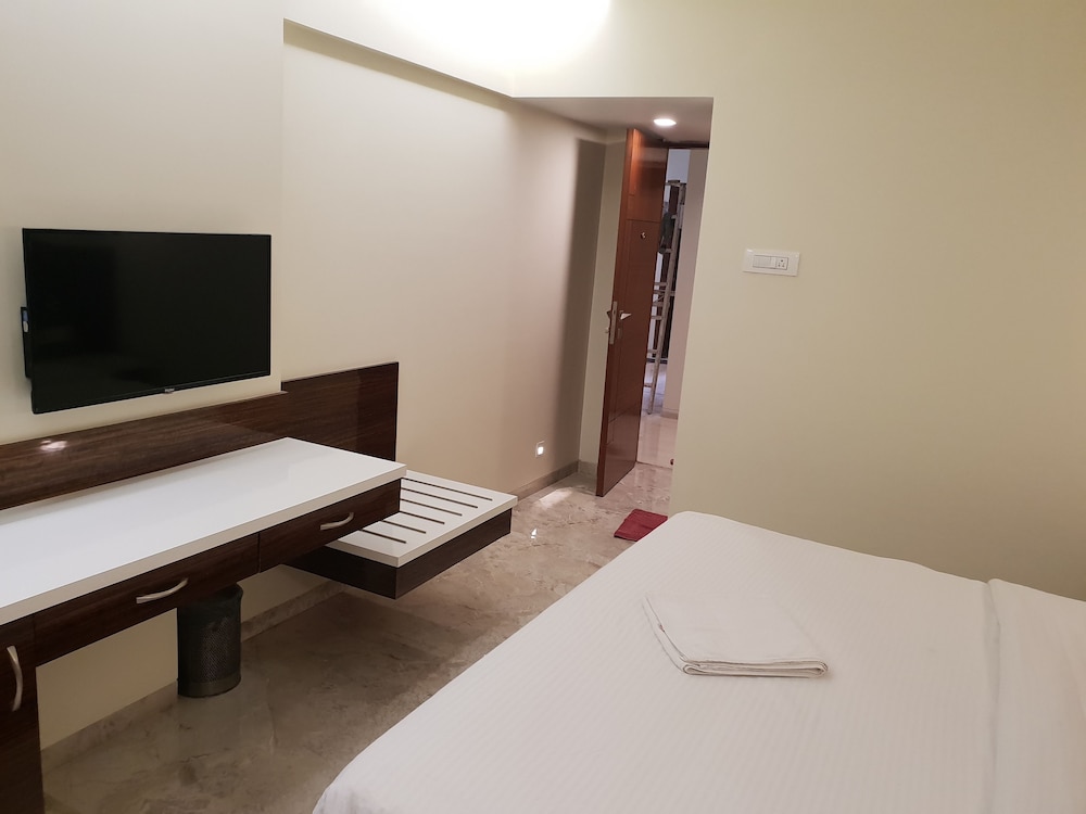Premium Room - Photo 24