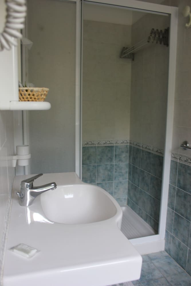Double Or Twin Room photo 3