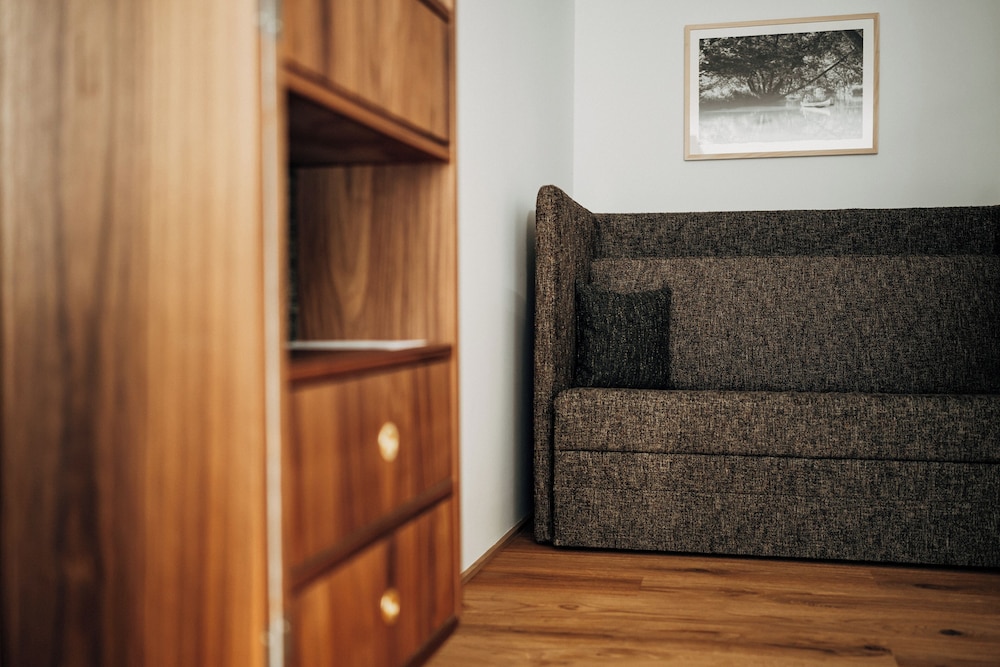 Family Room photo 3