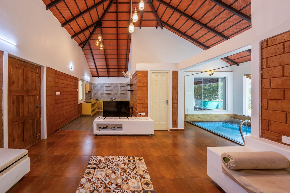Luxury Villa, 2 Bedrooms, Jetted Tub, Garden View photo 2