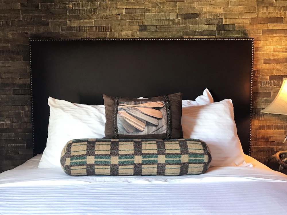 Deluxe Room, 2 Queen Beds photo 3