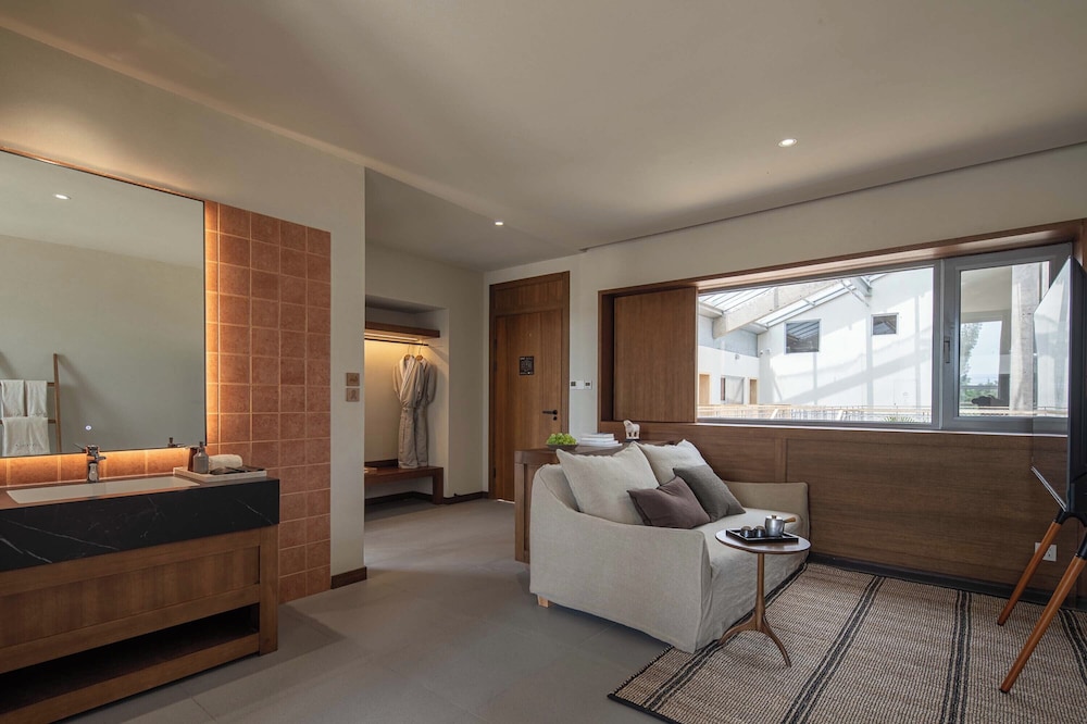 Comfort Double Room, Balcony, Hill View