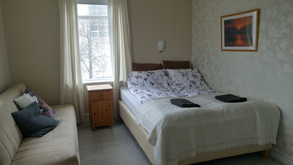 Double Room, Shared Bathroom photo 2