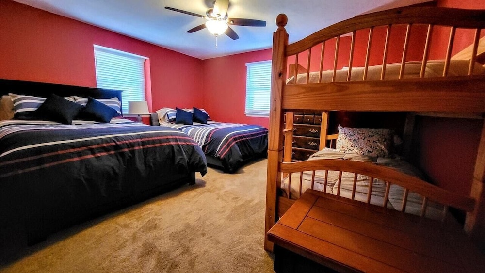 House (4 Bedrooms) photo 1