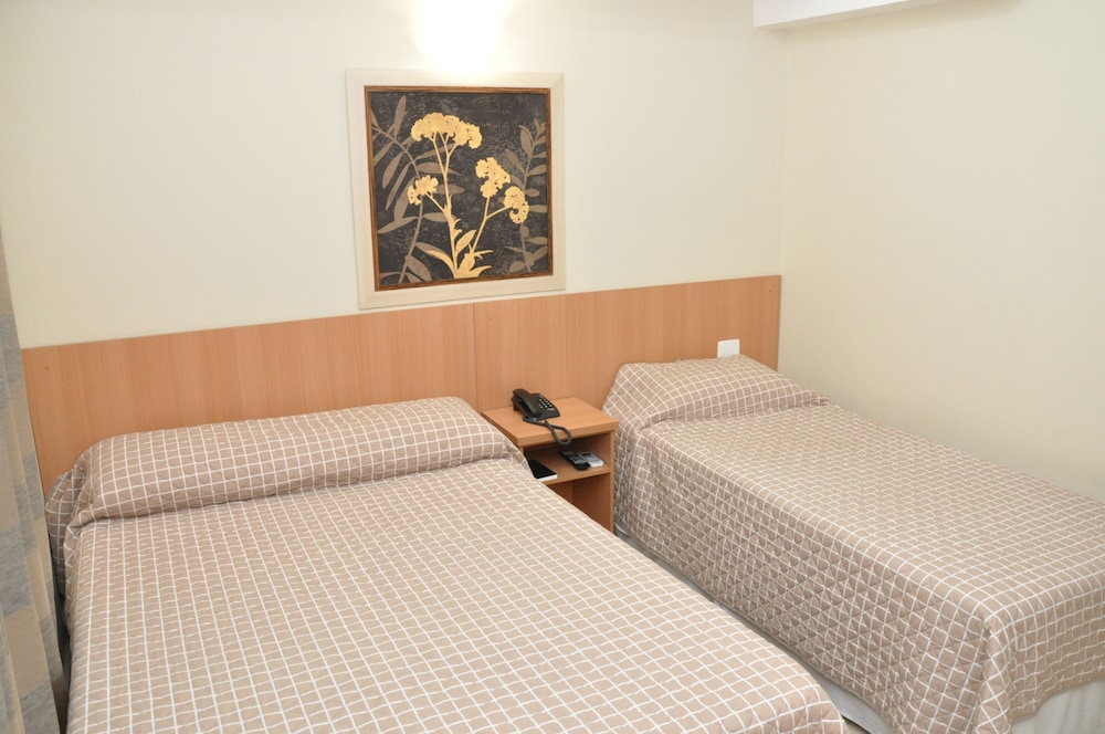 Standard Triple Room photo 1