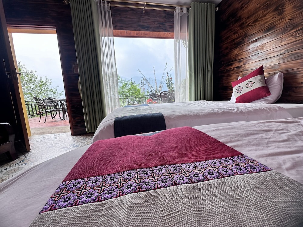 Deluxe Room, Mountain View - Photo 10