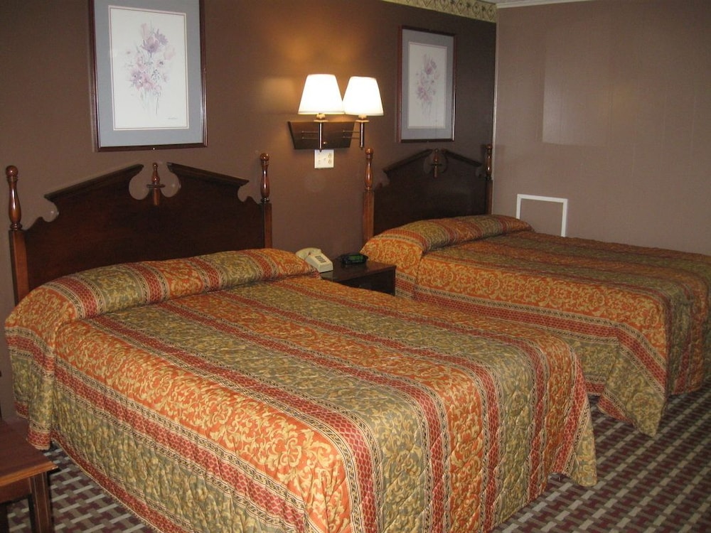 Room, 2 Queen Beds, Non-Smoking photo 1